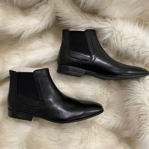 NWT Men’s Calvin Klein Black Leather Ankle Boots